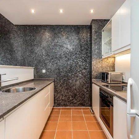 Southern Dreams Hotel apartamentowy Jenadi