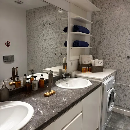 Southern Dreams Apart Otel 4*