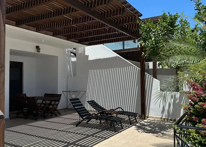 Southern Dreams Aparthotel 4*