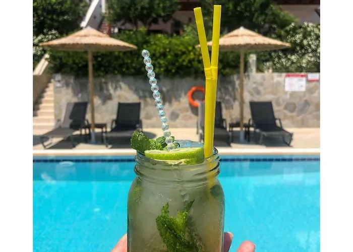 Southern Dreams Aparthotel 4*