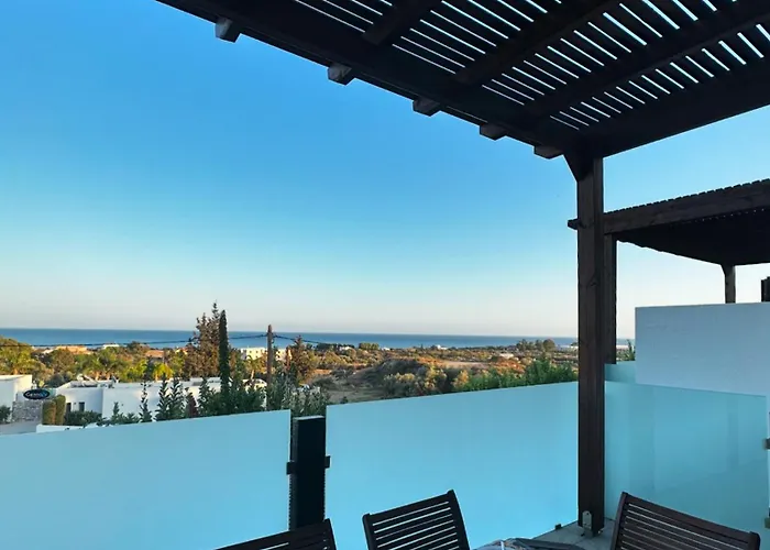 Southern Dreams Apart Otel Gennadi